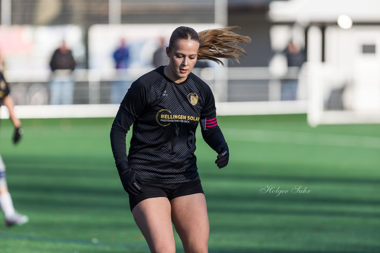 Bild 102 - wBJ VfL Pinneberg2 - Eimsbuttler TV 3 : Ergebnis: 5:0